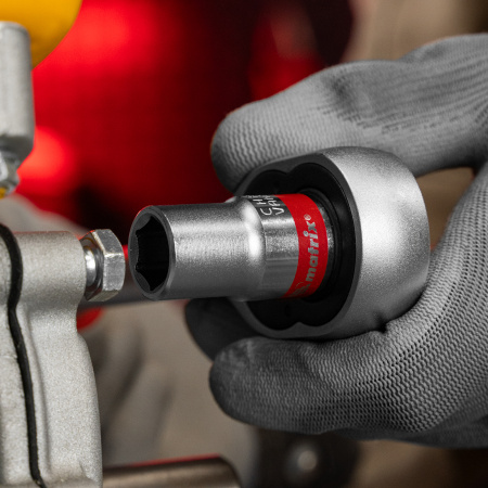 Головка торцевая, 13 мм, шестигранная, CrV, под квадрат 1/2, хромированная Matrix