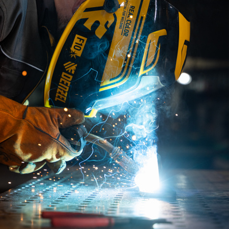 Щиток защитный лицевой (маска сварщика) F10, см. окно 100х96, Real Color, DIN 4-8/9-13 Denzel цена