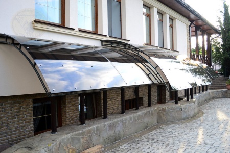 Монолитный поликарбонат 4мм, 2.05х3.05м прозрачный, Стандарт