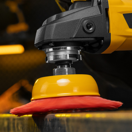 Щетка для УШМ, 100 мм, Чашка, нейлоновая щетина, М14 Denzel