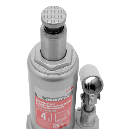 Домкрат гидравлический бутылочный, 4 т, высота подъема 194-372 мм, в пластиковый кейсе Matrix цена