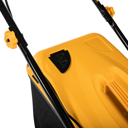 Газонокосилка аккумуляторная бесщеточная RLM450-36, Li-ion, 36 В, 4 Ач, 450 мм, травосборник 40 л Denzel цена