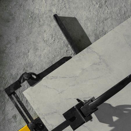 Плиткорез рельсовый 1000х16мм, каретка на подш., стальная станина, усил. рукоятка-пенал Denzel цена