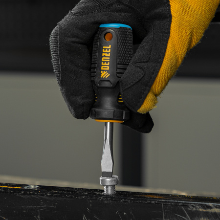 Отвертка SL6x38 мм, CrV, трехкомпонентная рукоятка Denzel