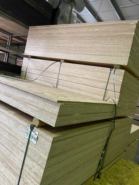 Фанера влагостойкая ФСФ 21 мм 1220х2440 сорт 4/4 НШ березовая