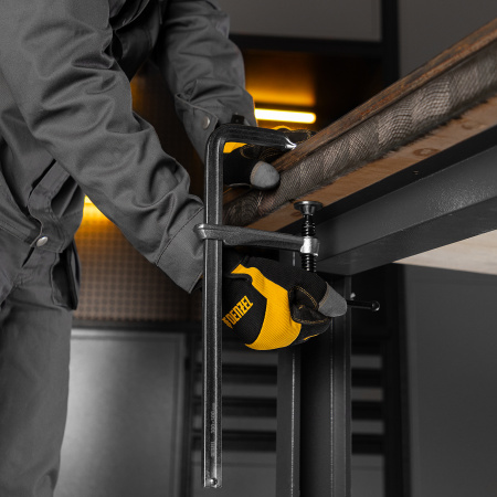 Струбцина F-образная, 100x300мм, кованая Denzel цена