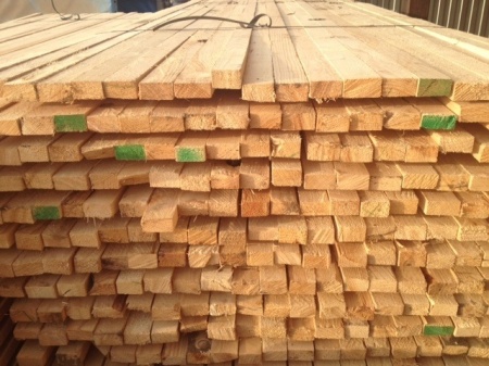 Брусок обрезной естественной влажности 25х50х3000 мм