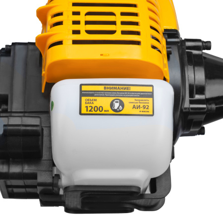 Триммер бензиновый DT-43E, 43 см3, неразъемная штанга, электростартер, состоит из 2 частей Denzel цена