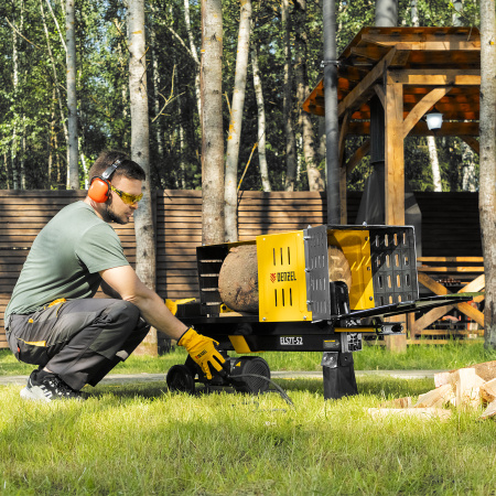 Дровокол электрический ELS7T-52, 2300 Вт, сила раскола 7т, макс. размеры полена D250 x 520 мм Denzel цена