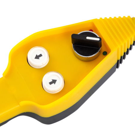 Лебедка автомобильная электрическая LB-4000, 4.5 т, 3.7 кВт, 12 В Denzel цена