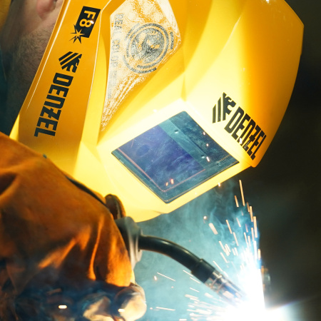 Щиток защитный лицевой (маска сварщика) F8, см. окно 100х50, Real Color, DIN4/5-8/9-13// Denzel цена