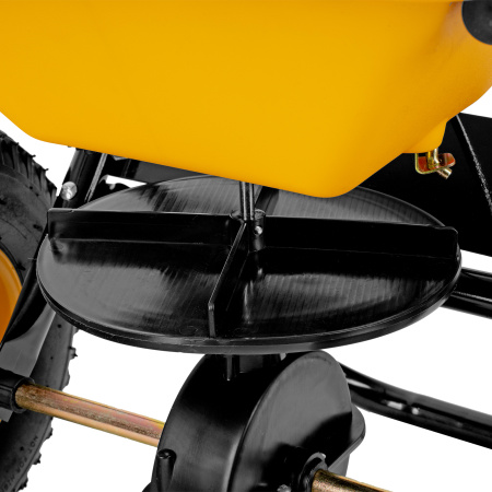 Механическая сеялка на колесах, 45 л Denzel цена