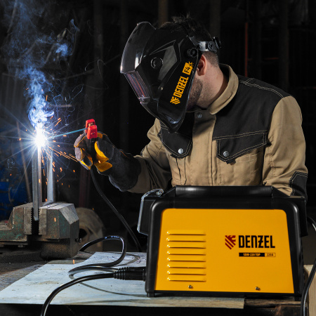 Аппарат инвертор. дуговой сварки SDM-220 Top, 220 А, ПВ 60% кейс Denzel