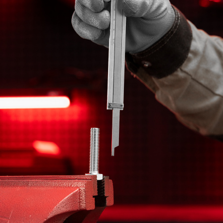 Штангенциркуль, 150 мм, стрелочный Matrix цена