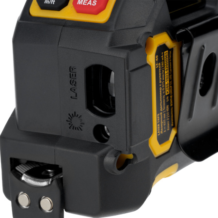 Лазерный дальномер с рулеткой LT-40, 5м x 19 мм, дальномер 40м, автомат. фиксация Denzel цена
