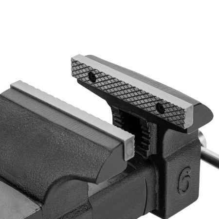 Тиски слесарные BVH-150, 150 мм, поворотные, стальная направляющая, с наковальней //Denzel