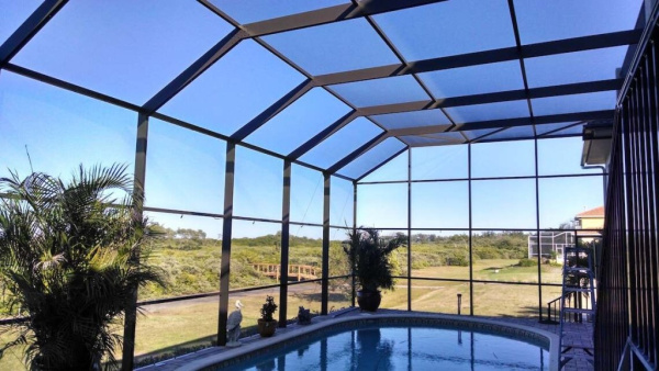 Монолитный поликарбонат 4мм, 2.05х3.05м прозрачный, Стандарт