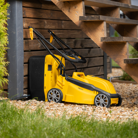 Газонокосилка электрическая GMC-1200, шир.,32см, 1200 Вт, 3 уров., травосб. 30 л Denzel цена