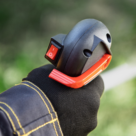 Триммер бензиновый DGT 330, 33 см3, 1.8 л. с, неразъемная штанга, состоит из 2 частей Denzel цена