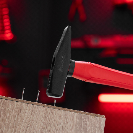 Молоток слесарный optimal, 200 г, фибергласовая обрезиненная рукоятка, квадратный боек Matrix