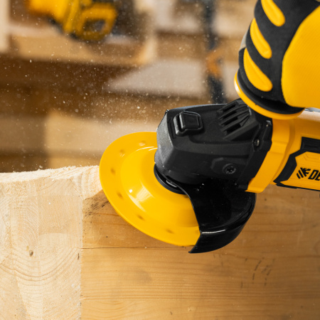 Чашка твёрдосплавная зачистная,125 мм, Плоская, крупное зерно #8// Denzel