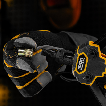 Заклепки резьбовые, стальные, оцинкованные, М12, пластиковый кейс, 25 шт. Denzel цена