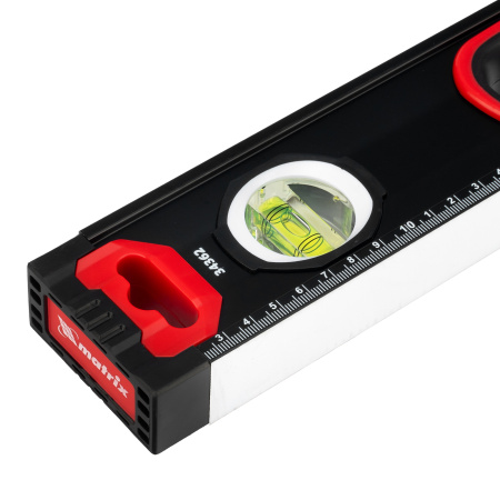 Уровень алюминиевый, усиленный, фрезерованный, 3 глазка, двухкомпонентные рукоятки, 800 мм Matrix цена