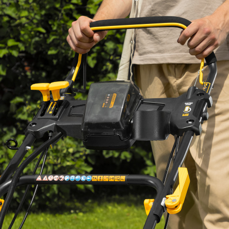 Газонокосилка бензиновая GLD-460SP-VE, 146 см3, шир. 46см, привод, вариатор, эл.старт, 60 л Denzel цена