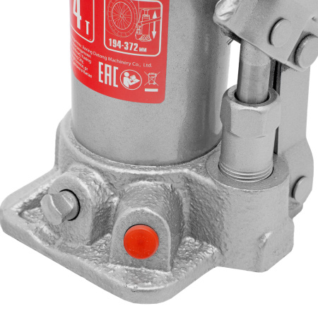 Домкрат гидравлический бутылочный, 4 т, высота подъема 194-372 мм, в пластиковый кейсе Matrix цена