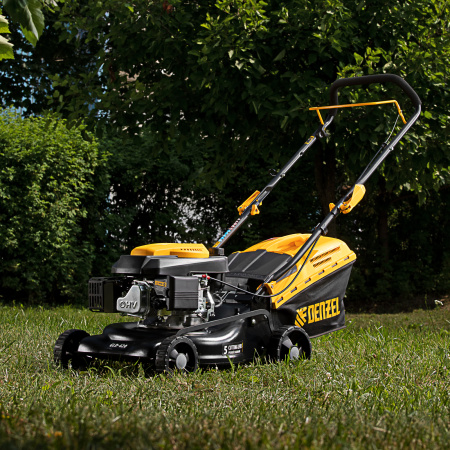 Газонокосилка бензиновая GLD-420, 146 см3, ширина 42 см, 40 л Denzel цена