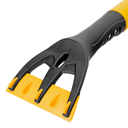 Щетка-сметка для снега со скребком 600 мм Denzel цена