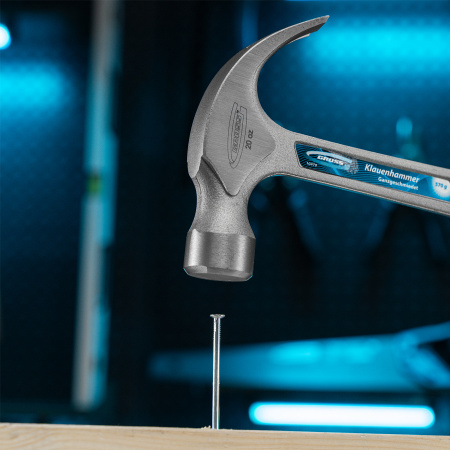 Молоток-гвоздодер, 570 г, цельнокованый, трехкомпонентная рукоятка Gross