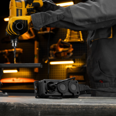 Удлинитель-шнур силовой Top Series, КГТТ, 10 м, 3 розетки, 3 x 1,5 мм Denzel цена