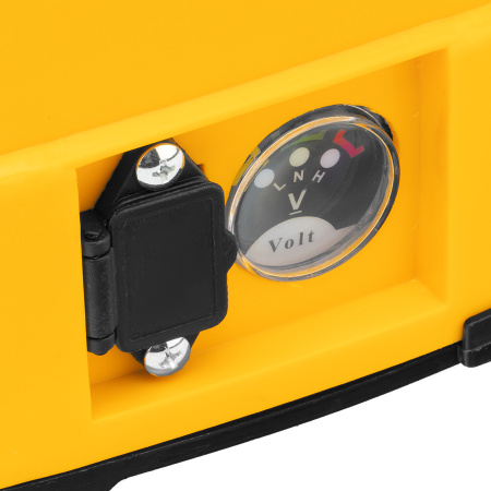 Опрыскиватель ранцевый аккумуляторный D-16LA, 16 л, 12 В, 8 Ач Denzel цена