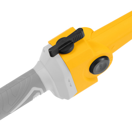 Удлинитель универсальный для секатора, мини-пилы 1,3-2,8 м Denzel цена