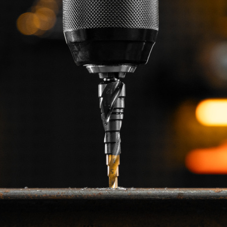 Сверло ступенчатое 4-5-6-7-8-9-10-11-12 мм, Р6М5, 6-гр. хвостовик Denzel