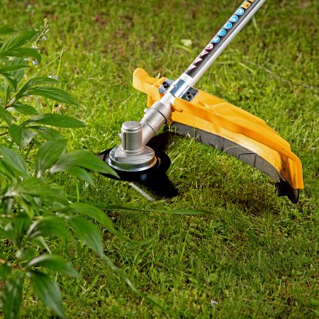 Триммер электрический TE-1400, 1400 Вт, 420 мм, катушка + диск, разборная штанга Denzel цена