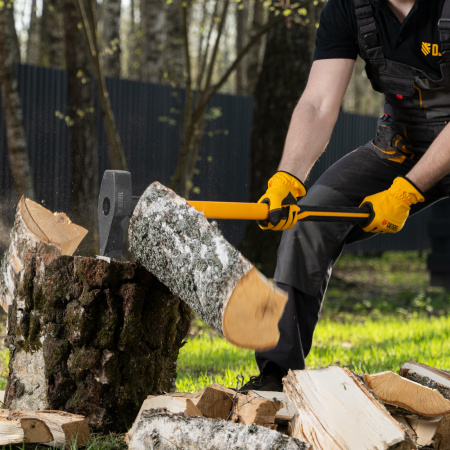 Колун-кувалда 3000 г, кованая, фибергласовая  рукоятка c TPR покрытием, 880 мм Denzel цена