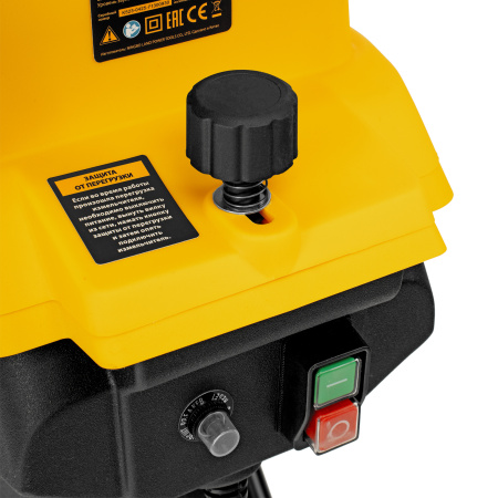 Измельчитель садовый электрический ETS-2600, 2600 Вт, 45 мм Denzel цена