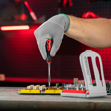 Отвертка для точных работ с насадками Fusion, 22 предмета, в пластиковом пенале Matrix