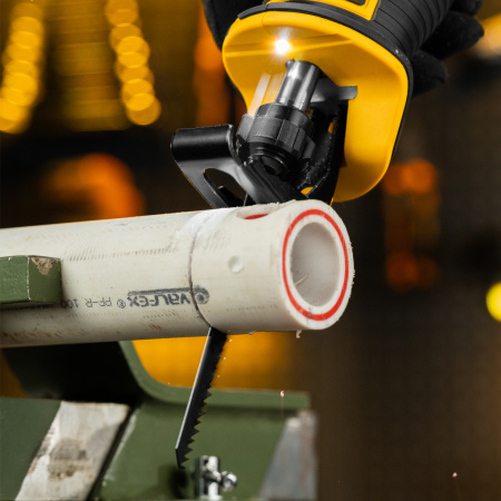 Пила сабельная аккумуляторная RS-180, Li-Ion, 20 В Denzel