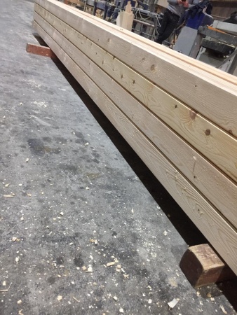 Брус профилированный 100х100х6000 Хвоя (90х90)