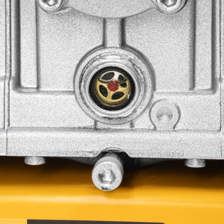 Компрессор воздушный рем. привод BCI 2200/100, 2,2 кВт, 100 литров, 420 л/мин Denzel