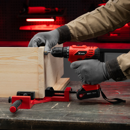 Струбцина угловая, быстрозажимная, 65/65 мм, двухкомпонентные обрезиненные рукоятки Matrix цена