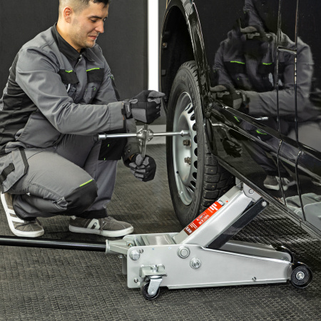 Домкрат гидравлический подкатной профессиональный, быстрый подъем, 3 т, 130-465 мм. Quick Matrix цена