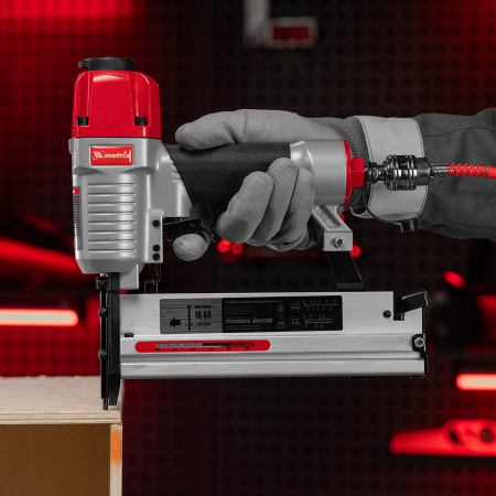 Нейлер-степлер пневматический 2 в 1, с регулировкой глубины забивания, гвозди 18GA, скобы 18GA Matrix цена