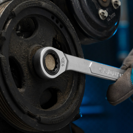 Ключ комбинированный трещоточный, 18 мм, количество зубьев 100 Gross