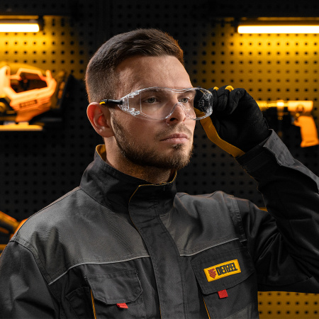 Очки защитные открытые, поликарбонатные, увеличенная прозрачная линза,  регулируемые дужки Denzel цена