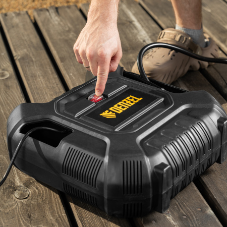 Компрессор воздушный DL1100 1.1 кВт, 180 л/мин, с набором аксессуаров Denzel