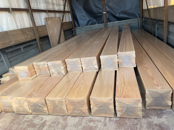 Доска палубная 28х142х4000 мм лиственница сорт Экстра